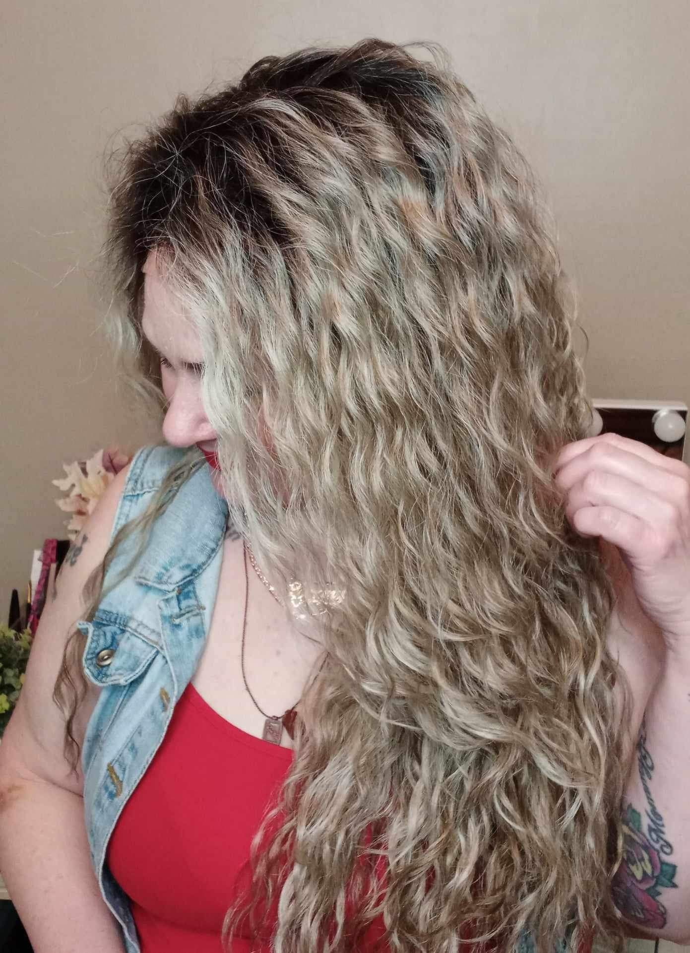 Angela (ash blonde/sandy blonde blend dk shadow root)