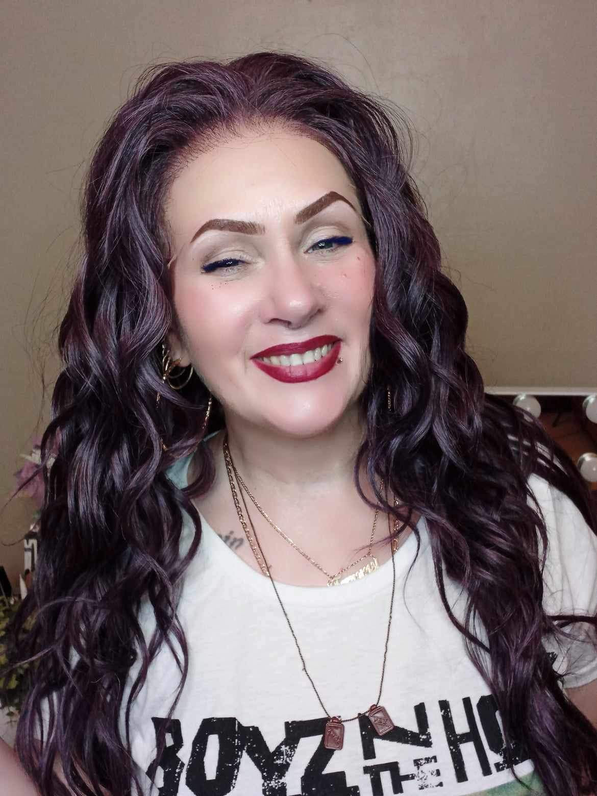 Vanity vl2