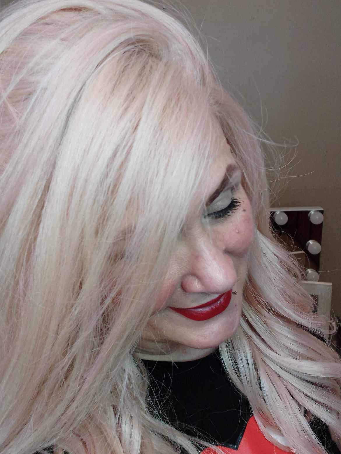 Vanity (blush blonde) preorder only