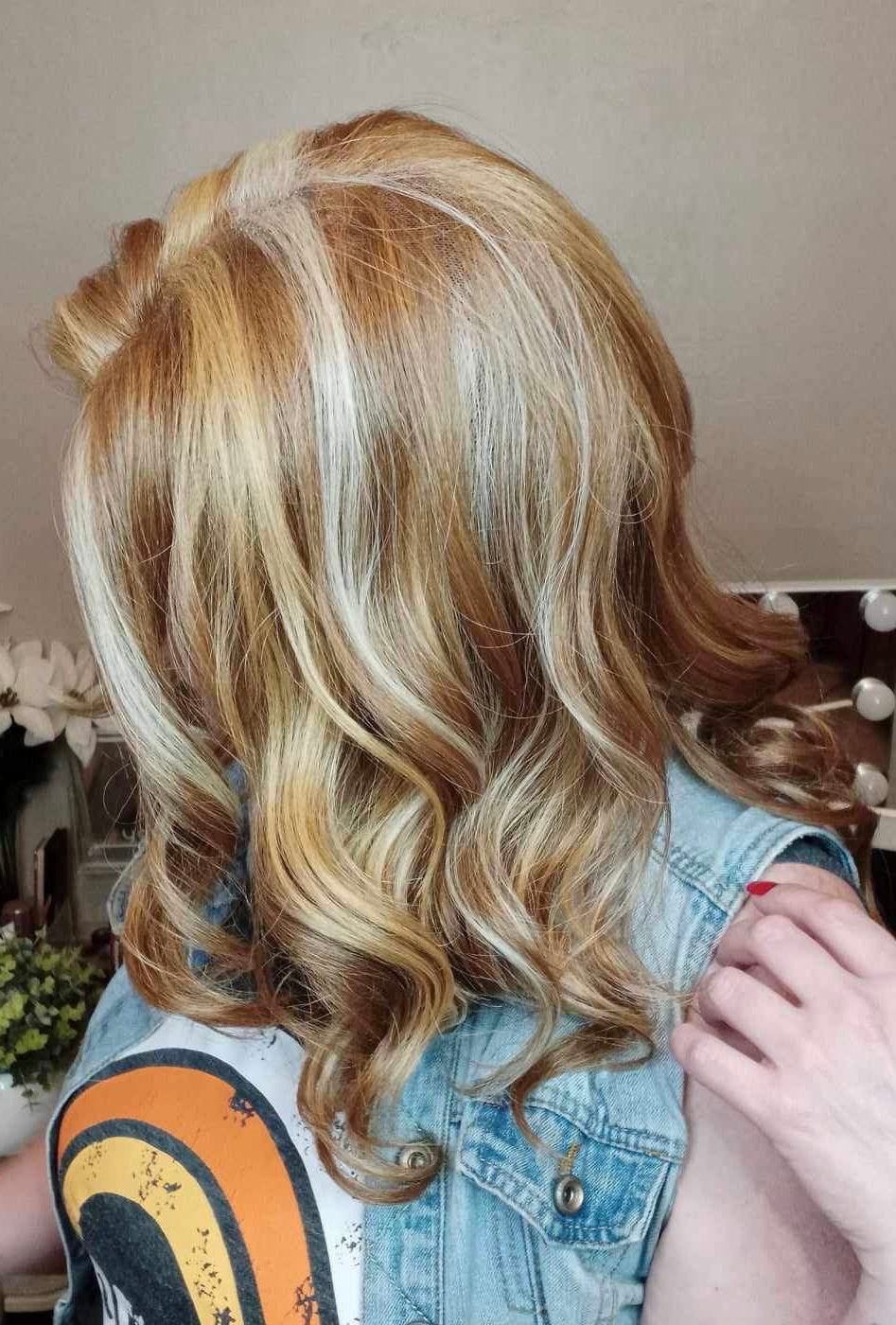 Carmella (blonde/strawberry blonde)