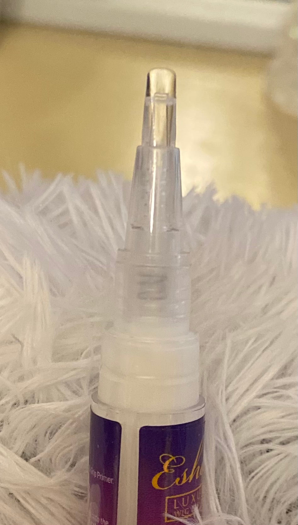 Esha water resistant lace adhesive wand