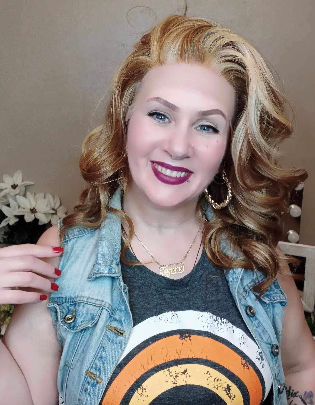 Carmella (blonde/strawberry blonde)