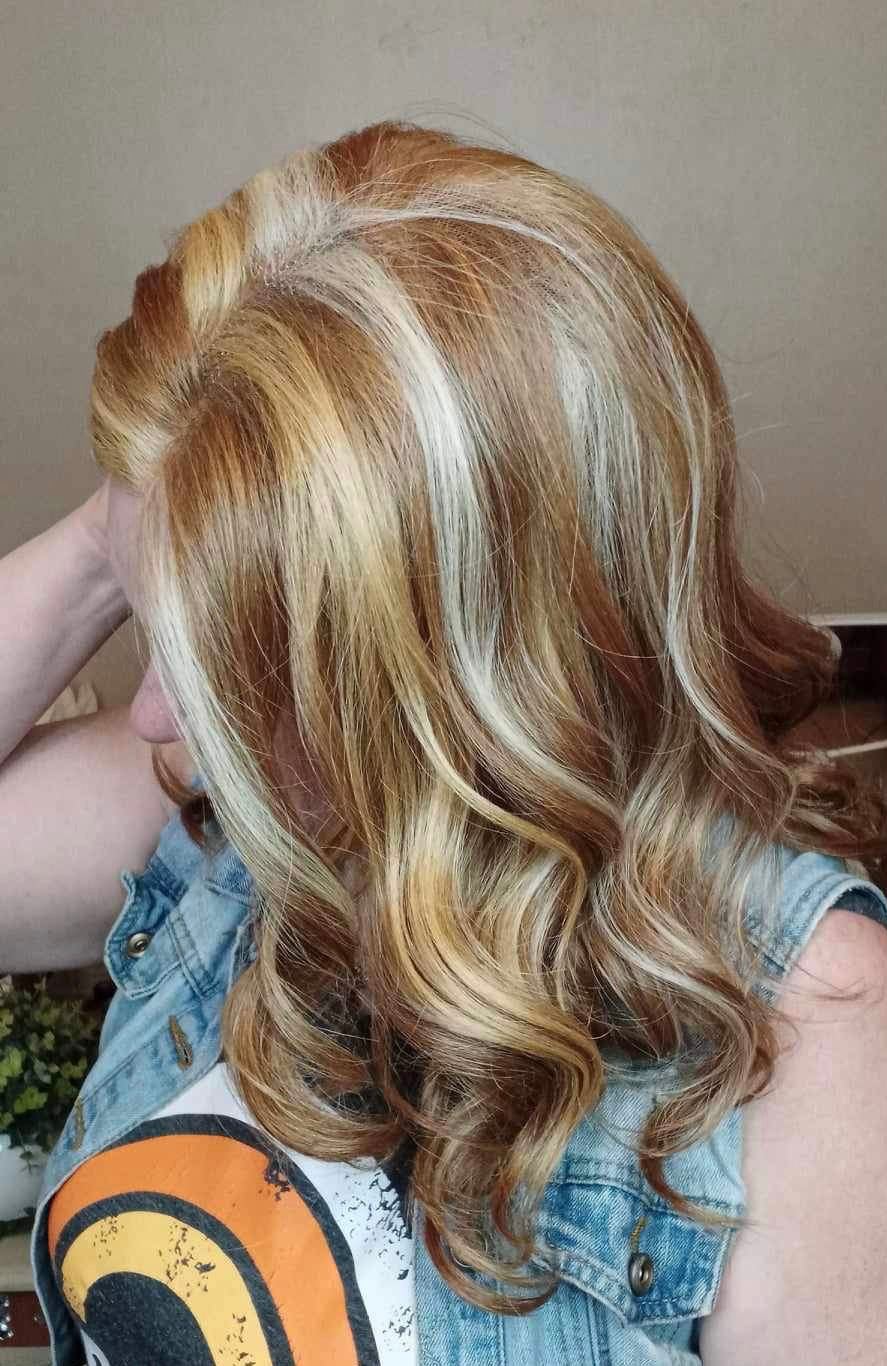Carmella (blonde/strawberry blonde)