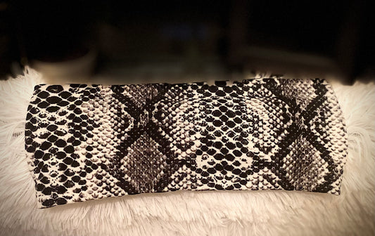 Blk Snake skin print headband
