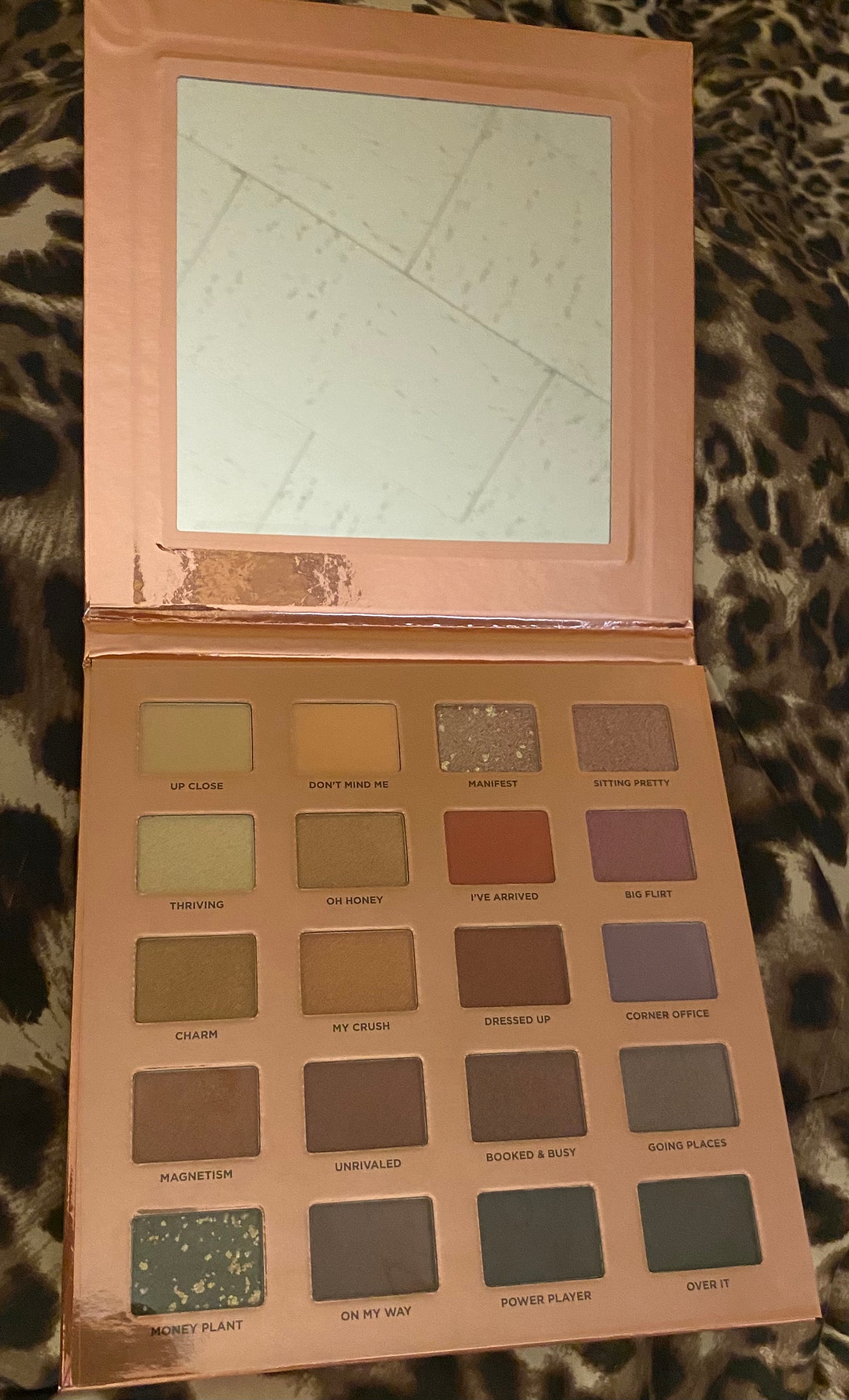 Iconic London eyeshadow palette