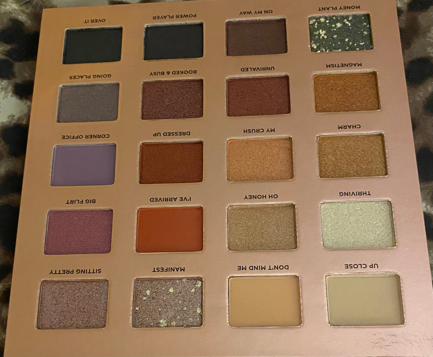 Iconic London eyeshadow palette