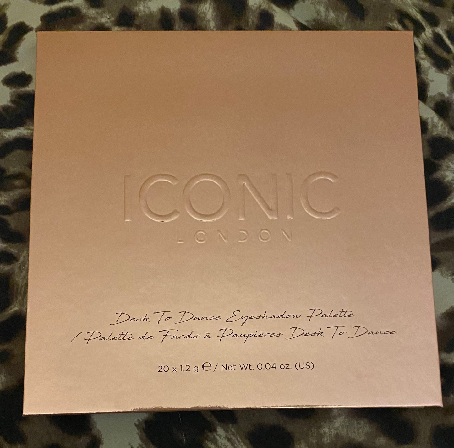 Iconic London eyeshadow palette